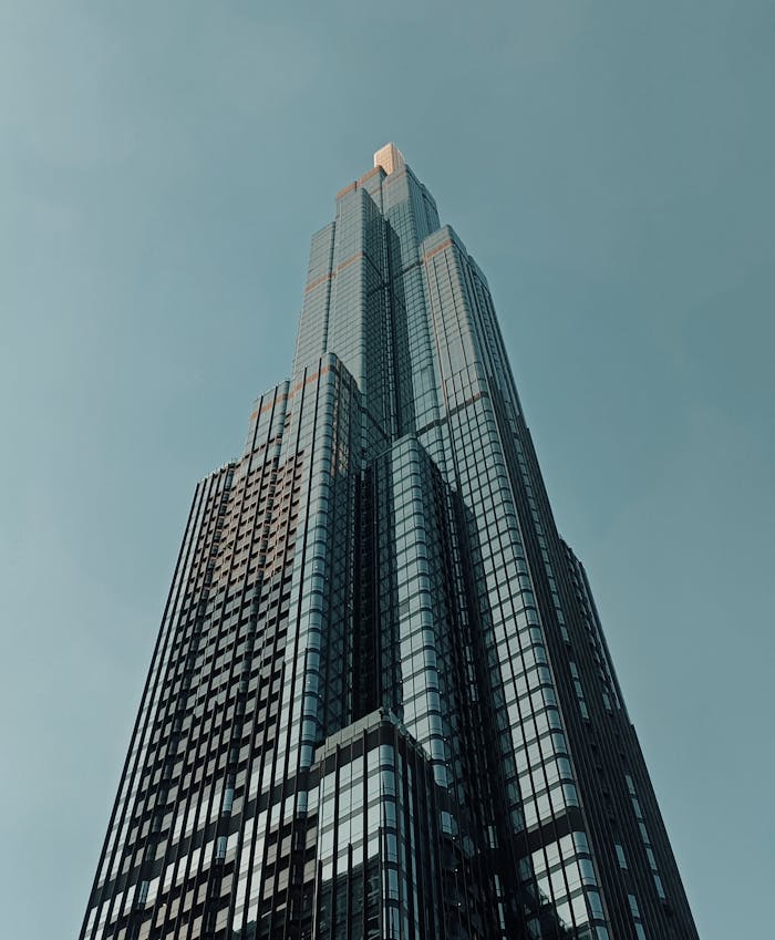 A stunning view of a modern skyscraper in Hồ Chí Minh City, Vietnam.
